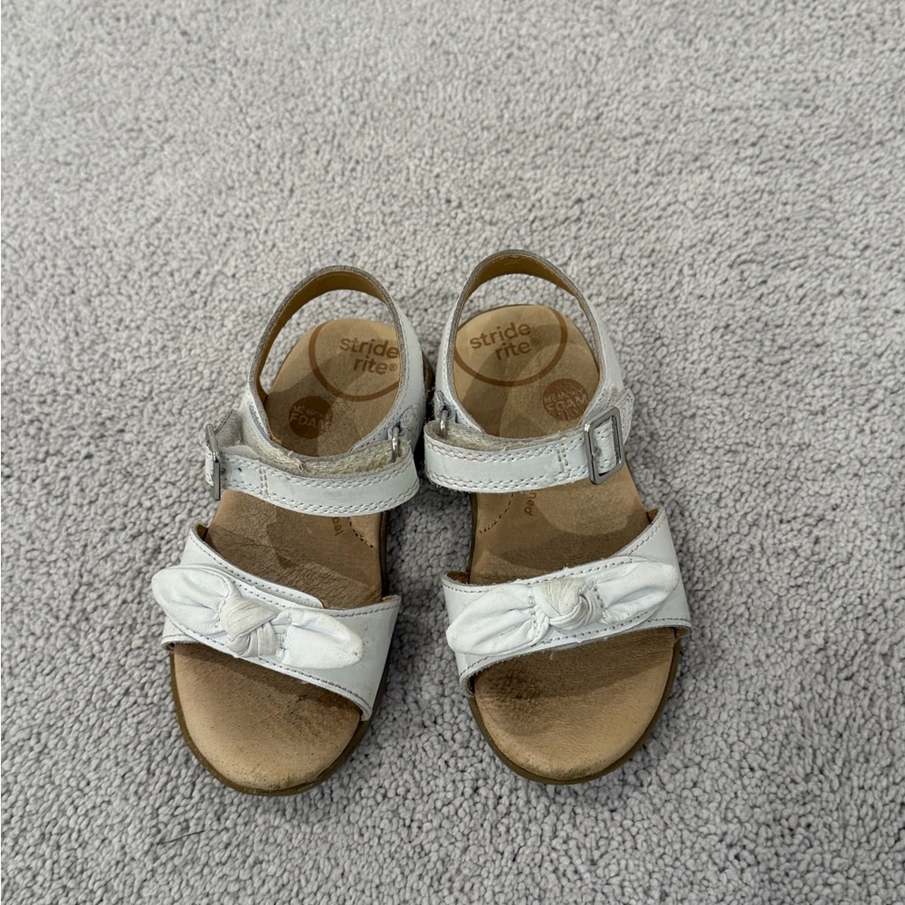 Stride Rite white Kids Sandals with velcrow Bow